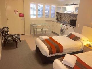 Aparthotel Brisbane Street Studios