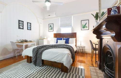 Kirkland House Bed & Breakfast