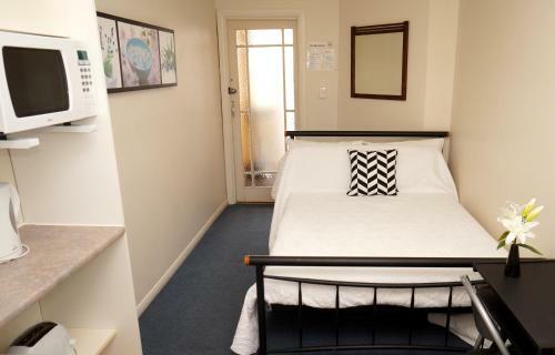 Hostal Ellie's Guest House