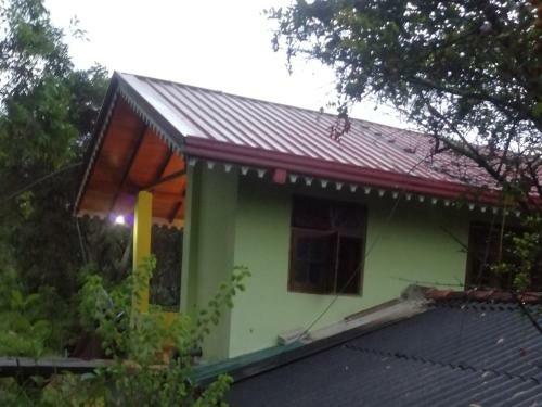 Hostal Whiteflowerhomestayella