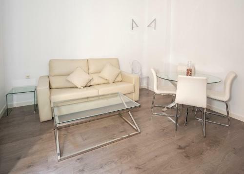 Apartamentos �ptima Palacete De La Alhambra Parking