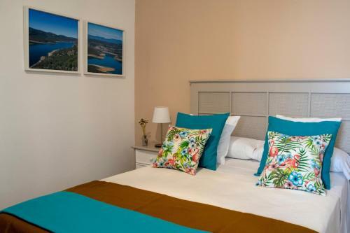 Apartamentos Rurales Helechosa, Las Tres Pe�as