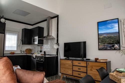 Apartamentos Rurales Helechosa, Las Tres Pe�as