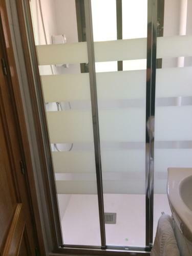 Hostal Pensi�n Restaurante El Cruce De Hornos