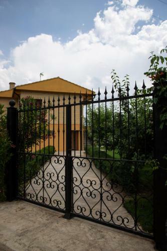 La Cueva Del Tempranillo