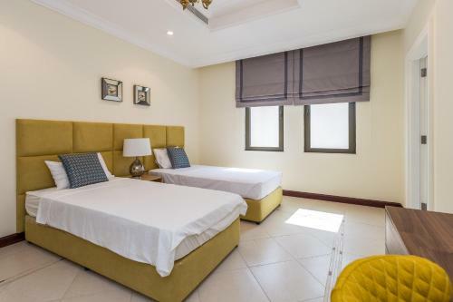 Charming 6br Villa With Private Pool On Palm Jumeirah