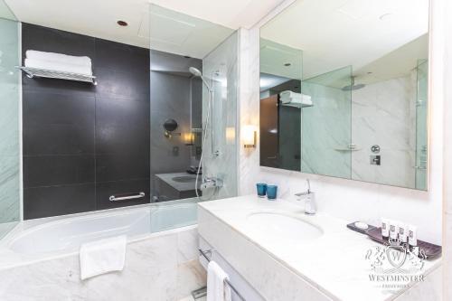 Aparthotel Westminster Dubai Mall