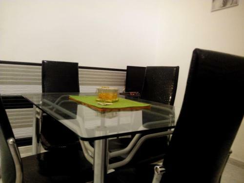 Central Apartment For 5-6 People