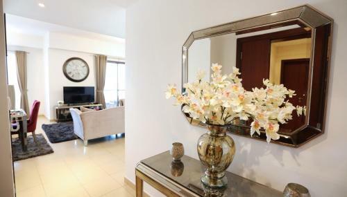 Luxury Casa - Marvel Sea View Apartment Jbr Beach 2br