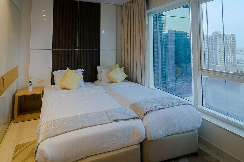 Apartamento Al Ashrafia Holiday Homes- Waterfront Downtown