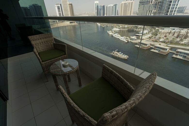 Apartamento Al Ashrafia Holiday Homes- Waterfront Downtown