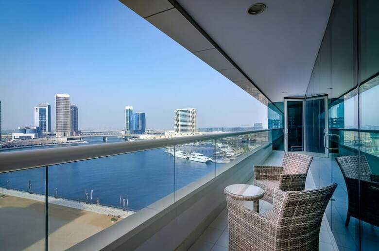 Apartamento Al Ashrafia Holiday Homes- Waterfront Downtown