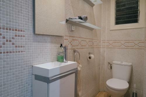 New Apartment Beside Bar�a Stadium 2