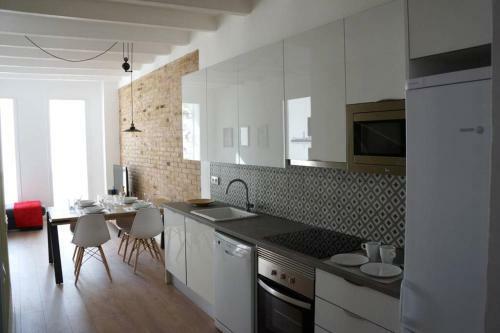 Barcelona Industrial Style Apartment