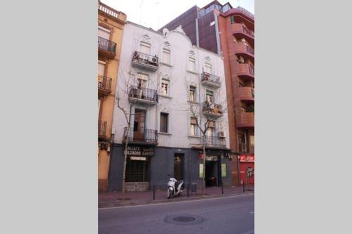 Barcelona Industrial Style Apartment