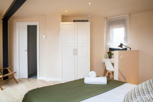 Barcelona Touch Apartments - Progres