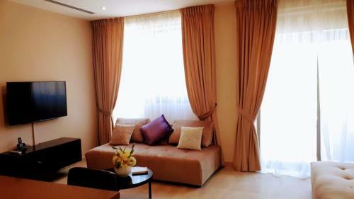 Jcb Dubai Marina Apartment
