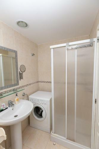 Apartamento Apolo XVII 2-15-43