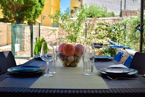 Apartamento Con Hermoso Jard�n Y AC