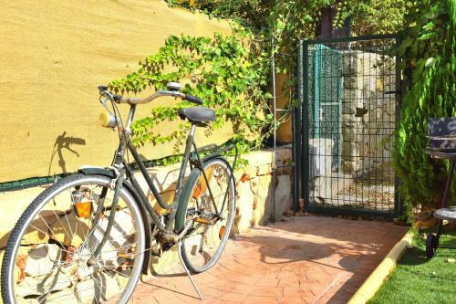 Apartamento Con Hermoso Jard�n Y AC