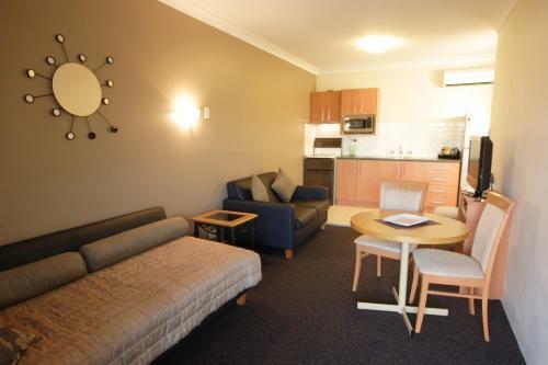 Narellan Motor Inn