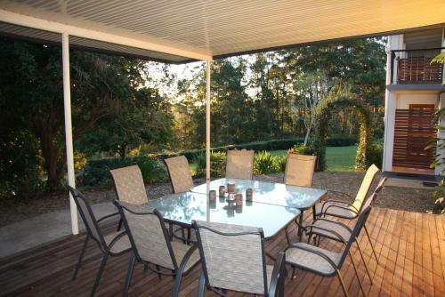 Apartamentos Mapleton Falls Accommodation