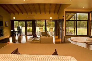 Villa Cedars Mount View