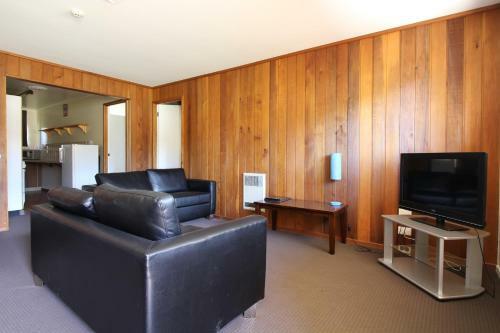 Snowy Mountains Motel