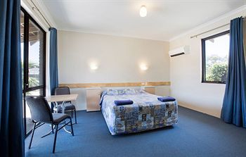 Hotel Wanneroo Villa Tavern