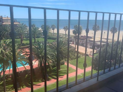 Apartamento Mirando Al Mar. Primera Linea De Playa