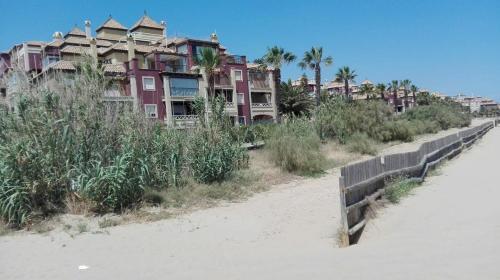 Apartamento Mirando Al Mar. Primera Linea De Playa