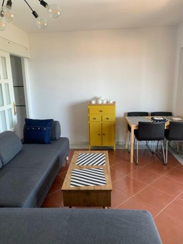 Apartamento Mirando Al Mar. Primera Linea De Playa