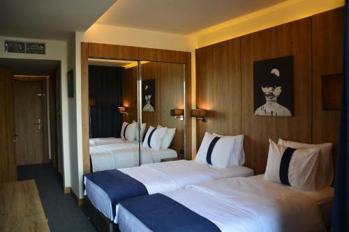 Monarch Hotel Amman