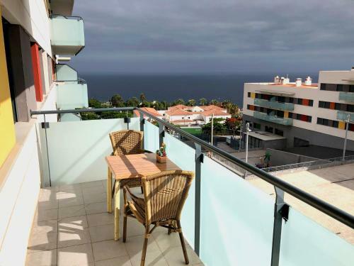 Apartamento Con Terraza En La Magalona