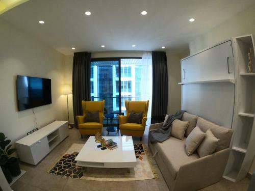 Luxury Apartment In Damac Towers