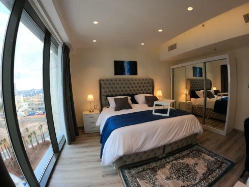 Luxury Apartment In Damac Towers