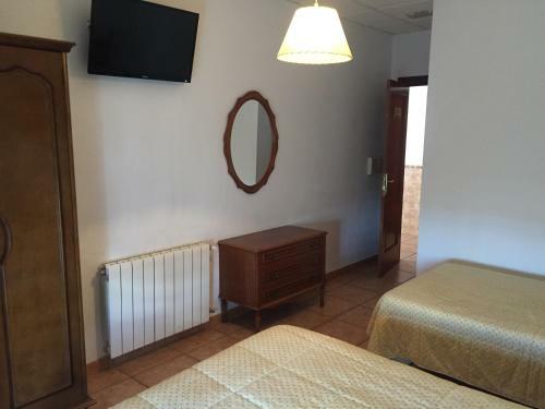 Hostal Hospeder�a La Almijara