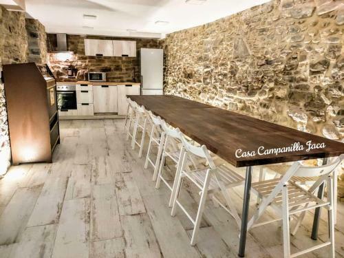 Hostal Casa Campanilla Jaca
