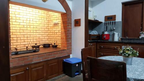 Hostal Charakama Guest Bungalow - Gampaha