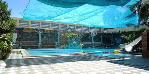 Hotel Srjo Fun Central Resort