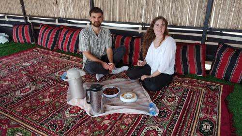 Alshmokh Camp
