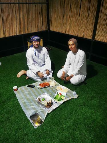 Alshmokh Camp