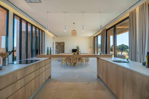 Villa Can Berrub�