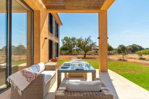 Villa Can Berrub�