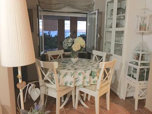 Apartamento El Rinconcito De La Azoh�a