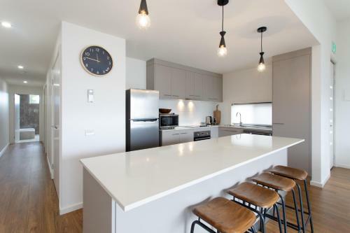 Captains Cove Waterfront Apartments