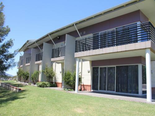Hotel Springs Resorts Shoalhaven
