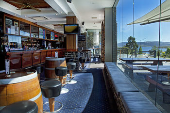 Hotel Banjo Paterson Inn