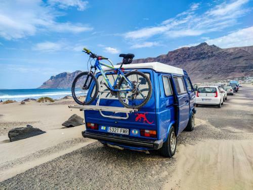 Famara Camper Vans - Vicky Von Bluevan