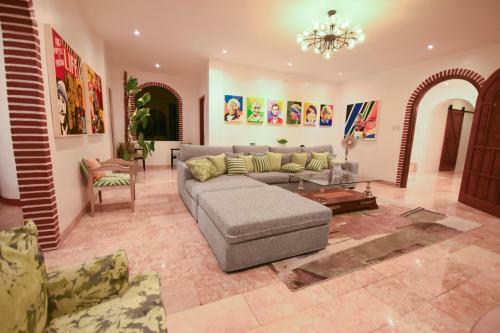 Villa The Lindela Mansion